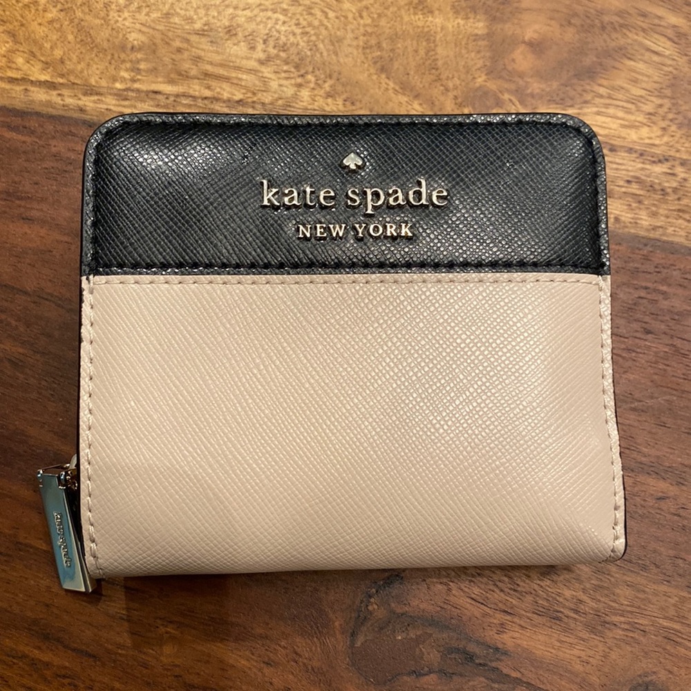 Kate Spade New York wallet